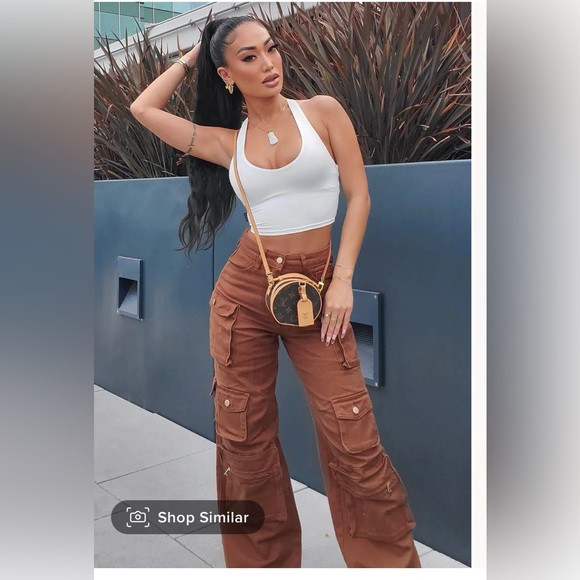 Lily High-rise Cargo Jeans - Picture 1 of 4